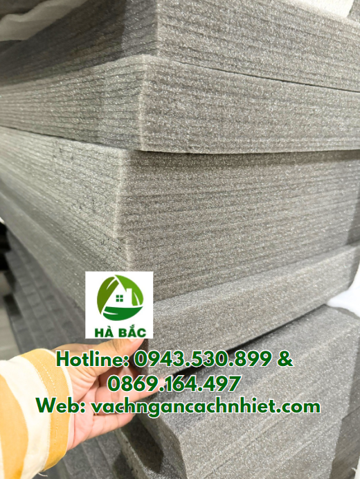 tam-mut-xop-pe-foam-den