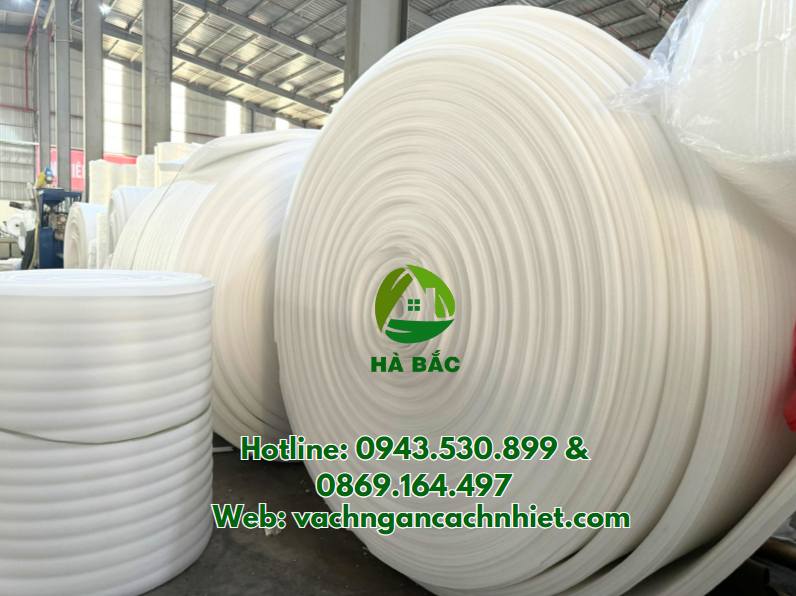 mang-cuon-pe-foam-gia-re